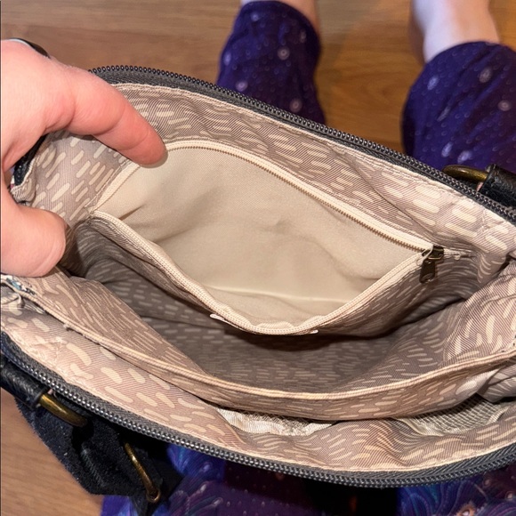 EUC Sakroots Eco Twill Multicolor Patterned crossbody Bag - Picture 9 of 14